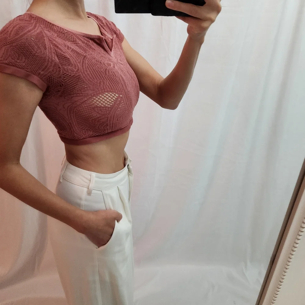 Free People Mauve Crop Top - Picture 3 of 8